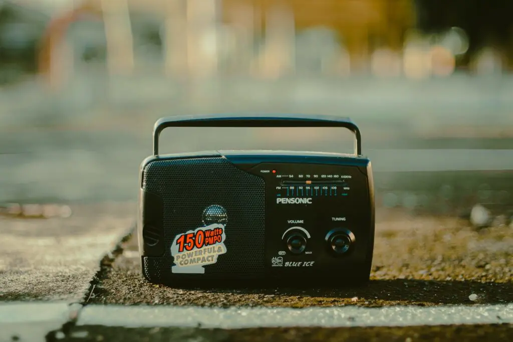 shallow focus photo of an old radio